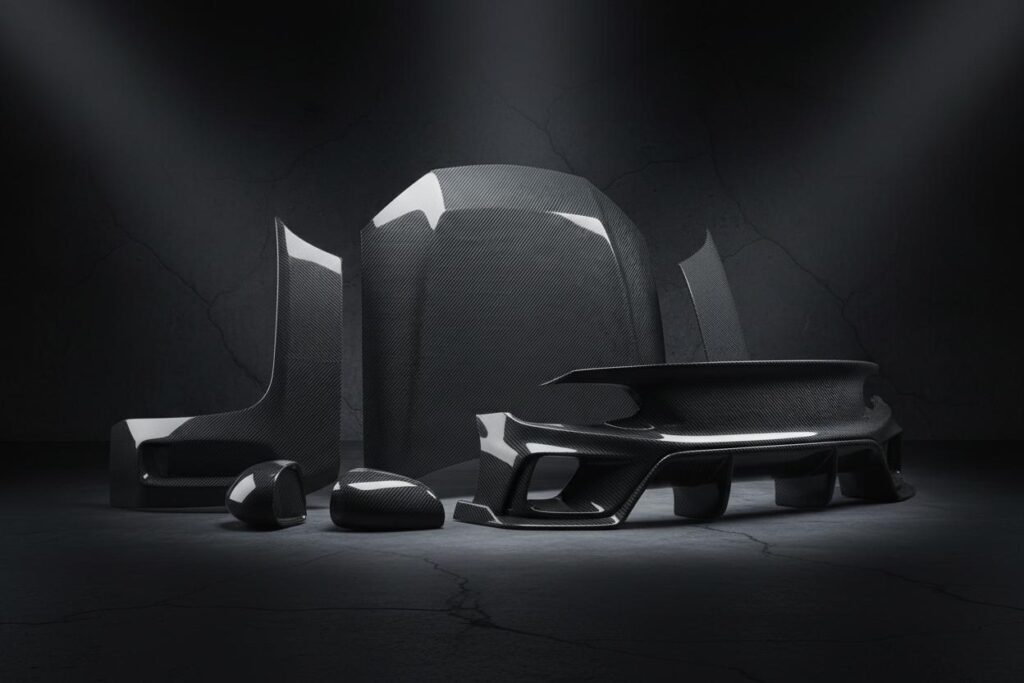 Dry carbon exterior parts arranged for B2B manufacturing supply